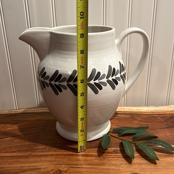 🍁Clearance- Limited Edition Martha Stewart For Macy’s Ceramic Pitcher/Vase - Picture 8 of 12